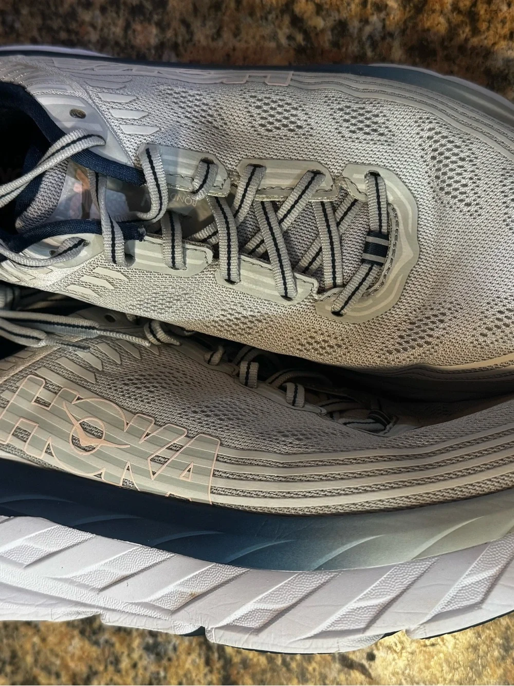 Hoka One One Bondi 6 Womens Size 10 Gray Blue Athletic Running Shoes Sneakers